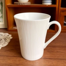 JARRO MUG PORCELANA BLANCA 24BK757