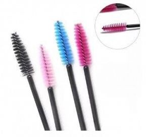 SET X 4 CEPILLO PARA PEINAR CEJAS 10CM